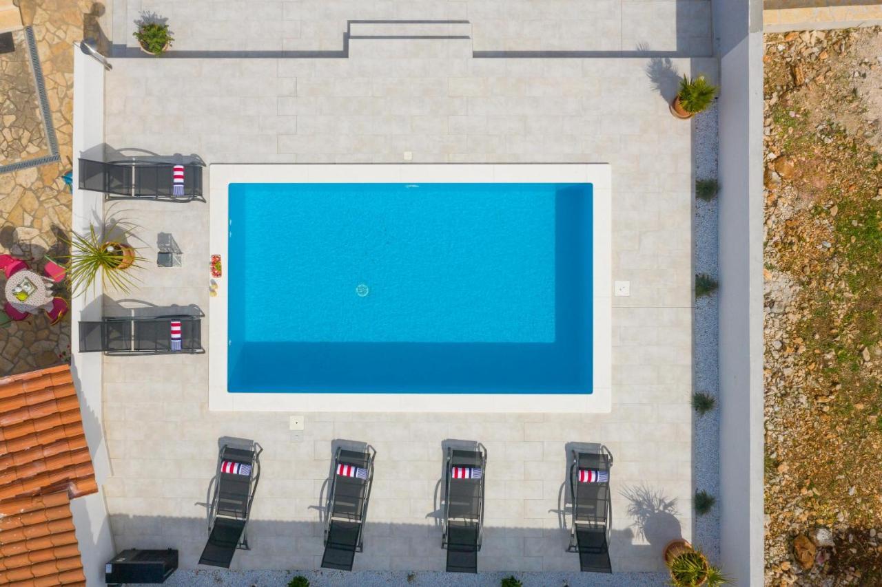 Villa Sunshine ロゴズニッツァ エクステリア 写真
